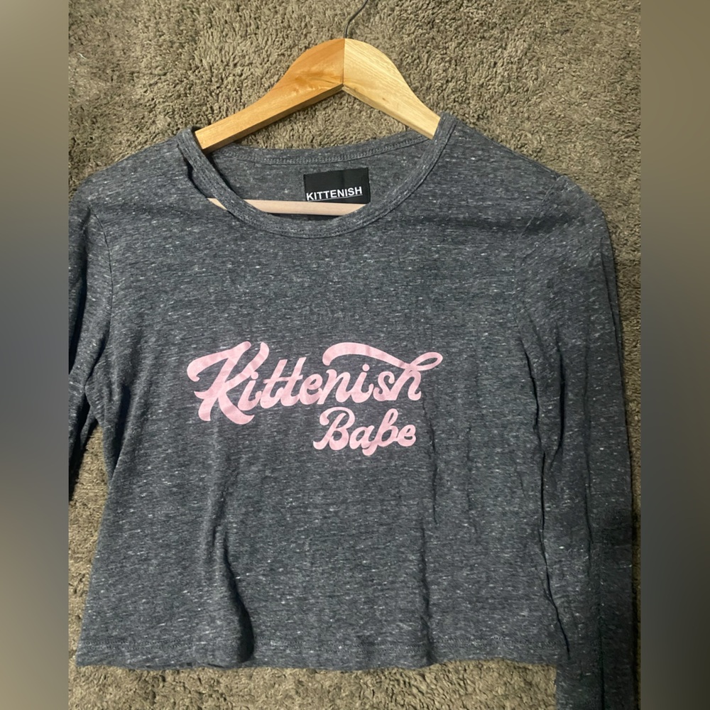 Kittenish crop top long sleeve shirt